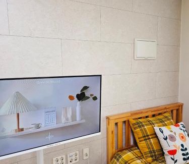 Bucheon Appartement | Bucheon Sinjung-dong Station High Floor View Lovely House