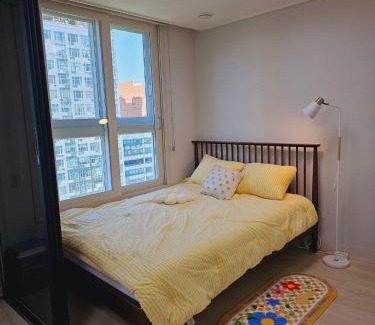 Bucheon Appartement | Bucheon Sinjung-dong Station High Floor View Lovely House