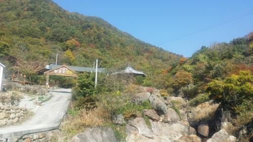 Hwagae Maison | Buchungol Pension