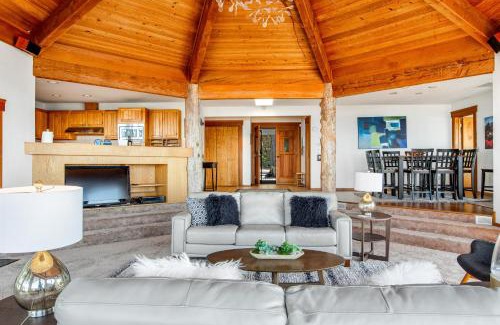 Eastsound Maison | Buck Mountain Home