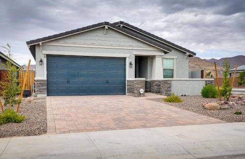 Maricopa County Maison | Buckeye Verrado Area Home with Pergola and Fire Pit