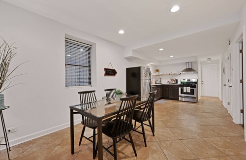 Wicker Park Copropriété | Bucktown Condo Just Two Blocks from the L by AllSet Turnover
