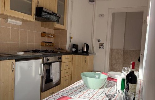 Lagymanyos Appartement | Buda's Crib apartment