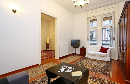 Terezvaros Appartement | Budapest flat in oktogone for rent