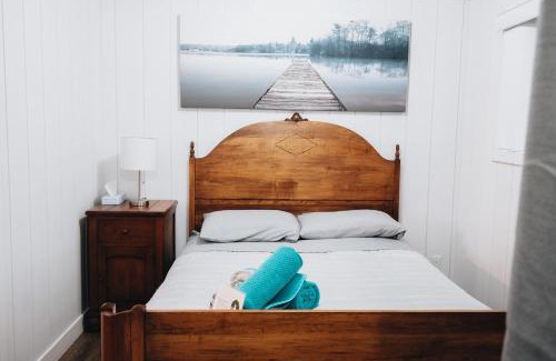 Frampton Chalet De Ski | Buddy Shack - Chalet Miller Zoo