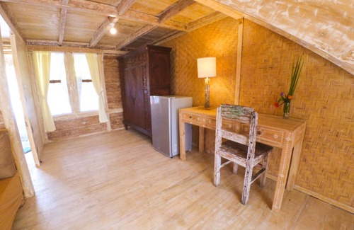 Temukus Maison | Budget Cabane en bois exotique à Lovina. 2