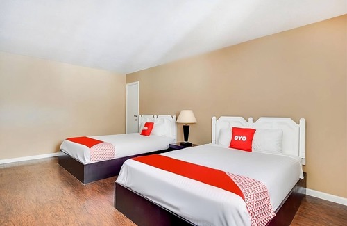 Elk City Maison | Budget-Friendly Accommodation! FREE Parking, Near National Route 66 Museum