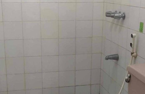 Pasay Copropriété | Budget-friendly hostel in Pasay, Manila