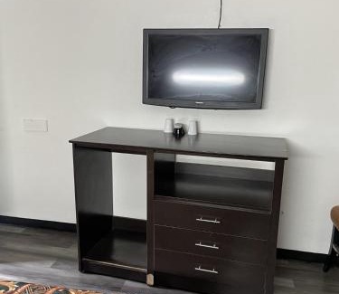 Vauxhall Hôtel | Budget Inn - Elizabeth, NJ