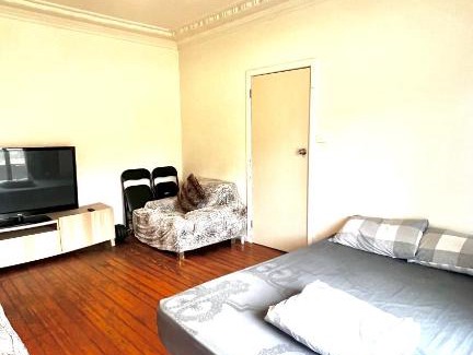 St. Albans Maison | Budget room near Melbourne Airport