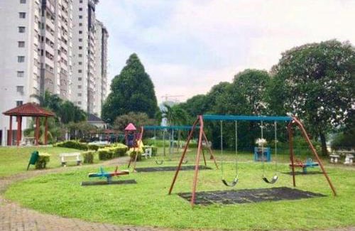 Kuala Lumpur Maison | Budget Single Bedroom at Suria Kipark Damansara with foldable mattress for 2 pax