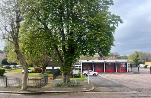 Luton Maison | Budget Stay In Luton 01 D