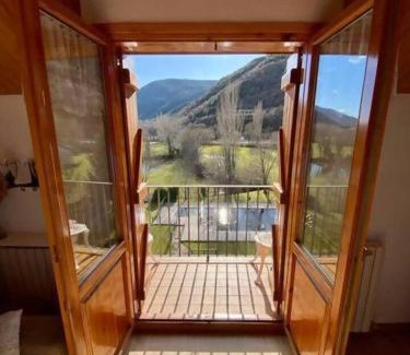 Biescas Appartement | Buenavista Biescas l Parking l Wifi l Trastero