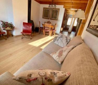 Biescas Appartement | Buenavista Biescas l Parking l Wifi l Trastero