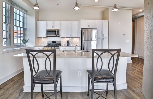 Buffalo Appartement | Buffalo/Niagara Colossal Condo-Monthly rates