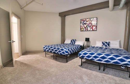 Buffalo Appartement | Buffalo/Niagara Colossal Condo-Monthly rates