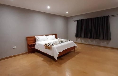 Nyanga Lit Et Petit-Déjeuner | Buffalo Ridge Lodge and the Beauty of Nyanga. Perfect Combination