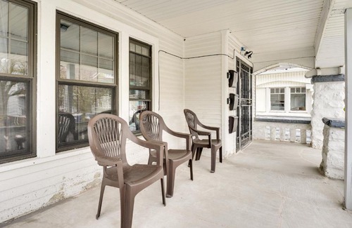 Buffalo Appartement | Buffalo Vacation Rental about 20 Mi to Niagara Falls!