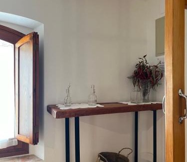 Besalu Appartement | BUHARDILLA PARA DOS EN CAN MINGU