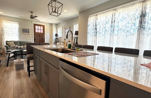 Apex Maison | Built in 2024: 2100SF, 4-BR, 4-full-BA pet-friendly house in marvelous Apex