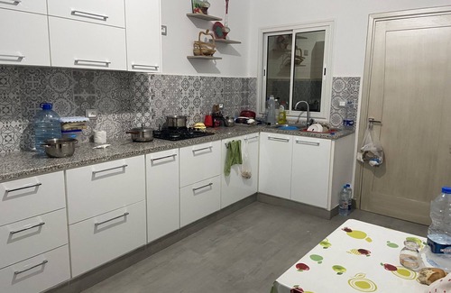 Sidi Abdelhamid Appartement | Construit en 2024, Vue sur mer