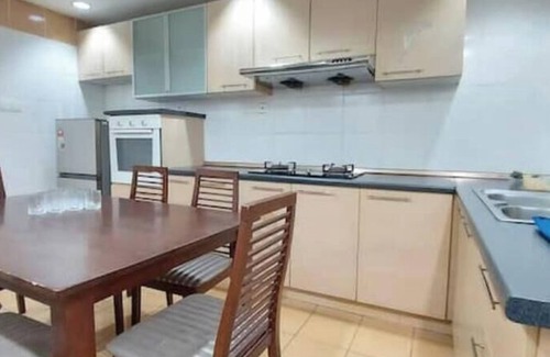 Bukit Bintang Maison | Bukit Bintang Staycation w Pool Table 10Pax