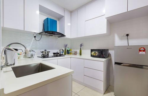 Bukit Indah Appartement | [Bukit Indah] Aeon Jusco près de Tuas Wifi 4-5 personnes