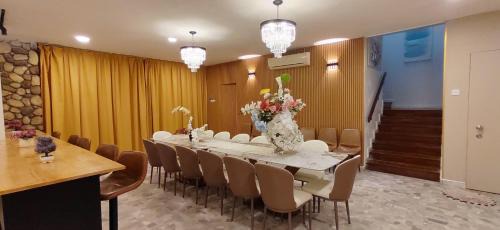 Kuala Lumpur Villa | Bukit Tunku KLCC Grande Villa 11 by Vale Pine