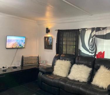 Savusavu Maison | Bula Bliss 3-Bedroom Holiday Home with Sea View - Savusavu