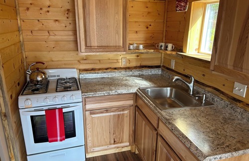 Noxon Cabine | Bull Lake, Montana Mountaintop Retreat