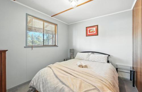 Miena Maison | Bull Tavern Cabin Cozy Lakeside Escape in Miena Tasmania