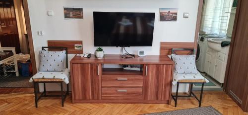 Torokor Appartement | BumbleBee Apartment with AC