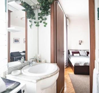 Torokor Appartement | BumbleBee Apartment with AC