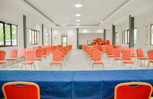 Java Hôtel | Bumi Ciboled Mitra RedDoorz near Gerbang Tol Pamulihan