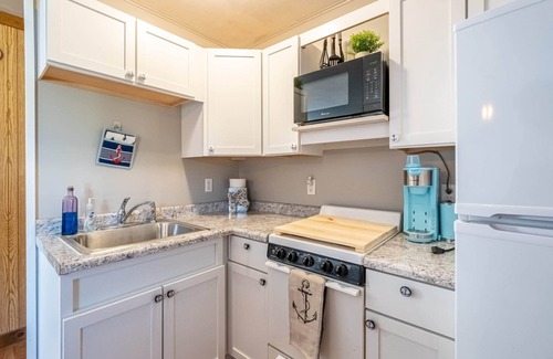 West Okoboji Maison | Bungalow 3: Anchor Away Bungalow