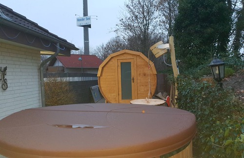 Heede Maison | Bungalow à Heeder See avec sauna, baignoire, bassin profond, 8 pers., Wi-Fi,