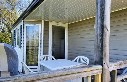 Banes Maison | Bungalow confortable à Argences-en-Aubrac avec piscine