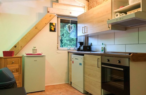 Reinhardtsdorf-Schoena Maison | Bungalow dans un endroit calme en forêt juste sur le sentier de randonnée