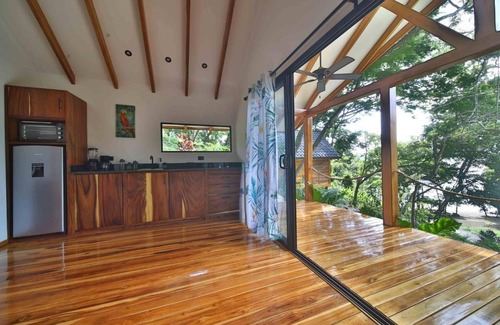 Playa Naranjo Maison | Bungalow description