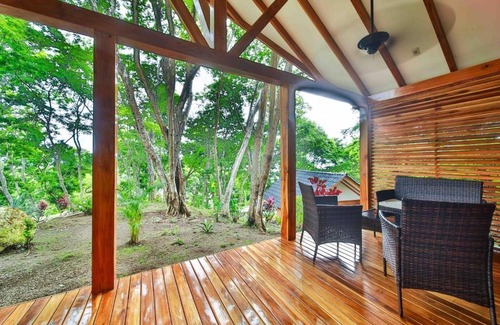 Playa Naranjo Maison | Bungalow description