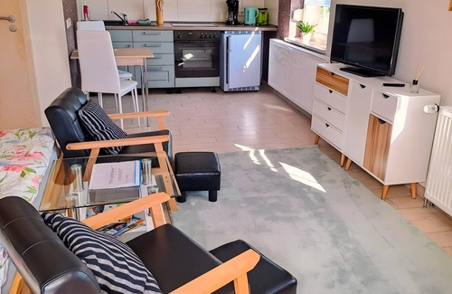 Neukalen Maison | Bungalow "Ferienwohnung Naturblick" avec terrasse privée, jardin privé et Wi-Fi