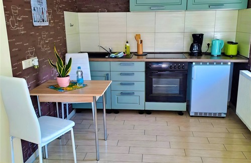 Neukalen Maison | Bungalow "Ferienwohnung Naturblick" avec terrasse privée, jardin privé et Wi-Fi