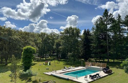 Saint-Laurent Autre | Bungalow Hermès