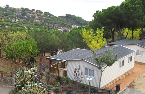 Calella Maison | Bungalow in Calella with Sea & Mountain Views