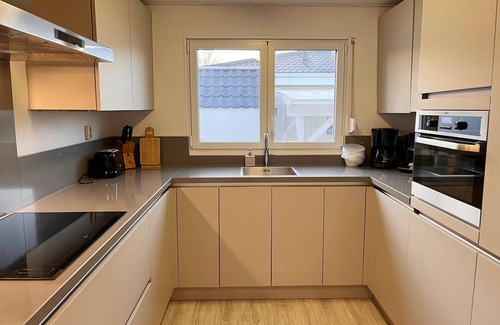 Makkum Maison | Bungalow spacieux avec terrasse couverte
