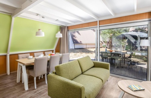 Municipality of Geldrop-Mierlo Maison | Bungalow refait à neuf avec lave-vaisselle, en pleine nature