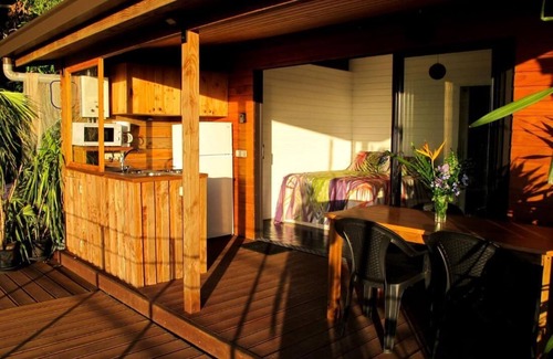 Arue Maison | Bungalow Kahaia avec Vue Panoramique sur l'Océan - Bounty Lodge Tahiti