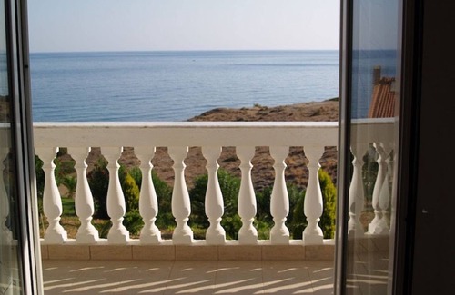 Mochlos Maison | Location privée front de mer Musuri avec son propre accès privé à la mer