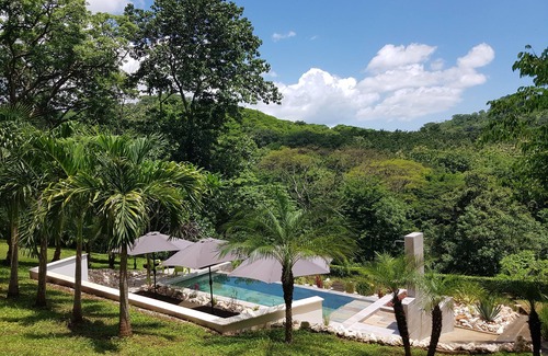 Pinilla Maison | Nalia 🍃 Hôtel Baliyana Lodge au 💚 de la nature.