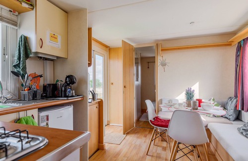 Palmela Maison | Bungalow 'Quinta Simão' avec piscine partagée, Wi-Fi et climatisation